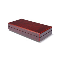 Mahogany etui for 3 Quadrum capsules